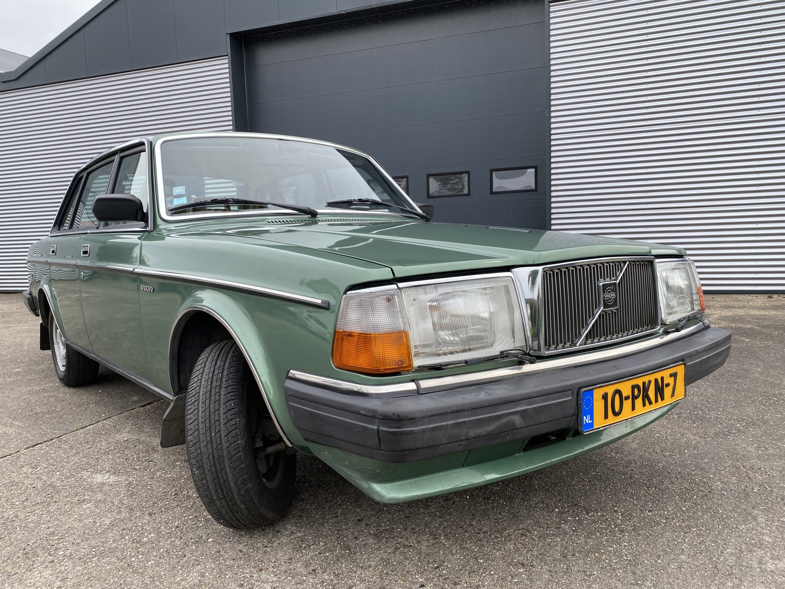 Vind volvo 264 gle op - april 2026